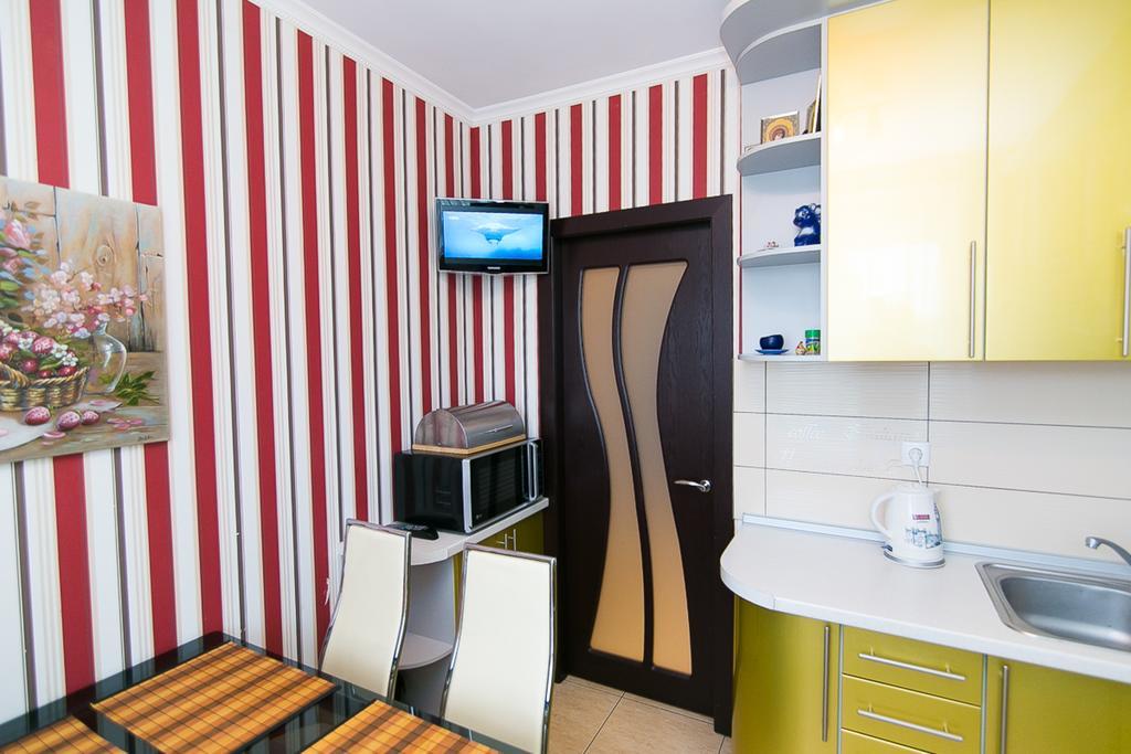Vip Apartment On Ilinska سومي المظهر الخارجي الصورة